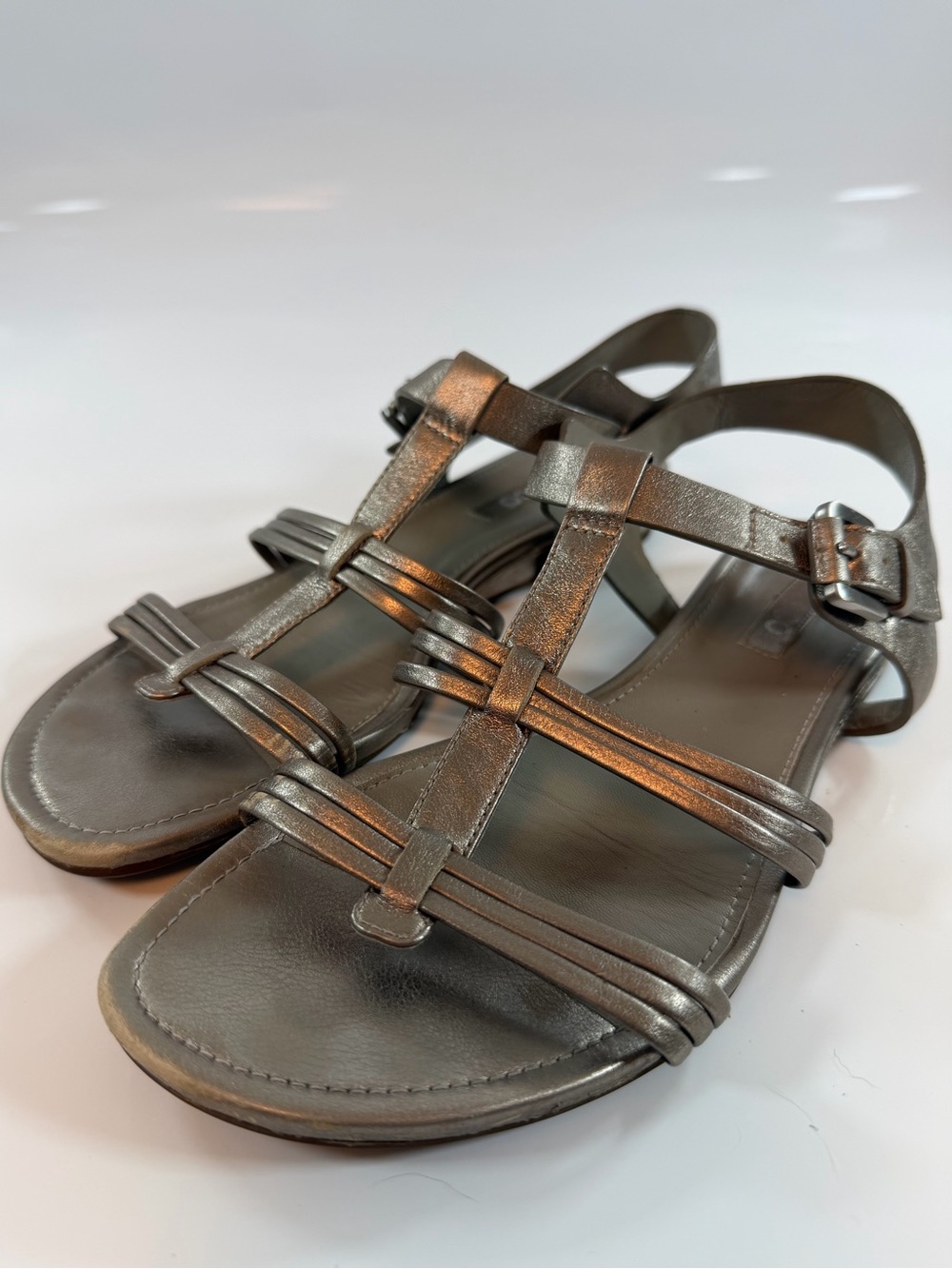 ECCO Metallic Strappy Flat Sandals Women’s EU 39 Gold Leather
